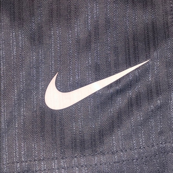 Men’s Nike basketball shorts - Picture 2 of 3